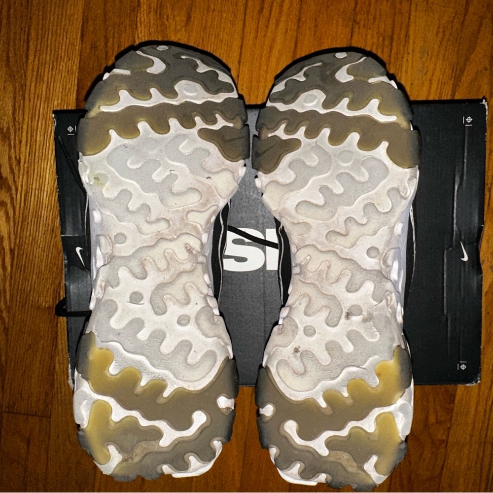 Nike React vision training shoes - Picture 5 of 6